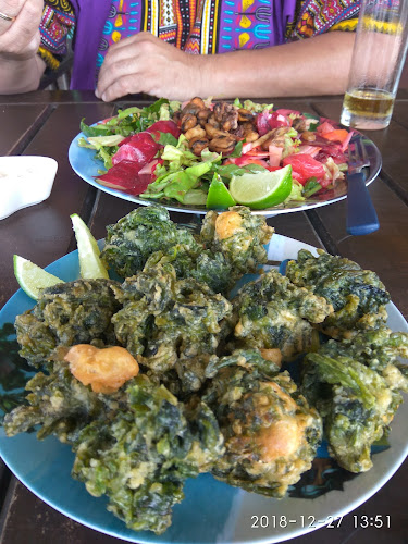 Parador del desplayado - Gastronomía y hostelería