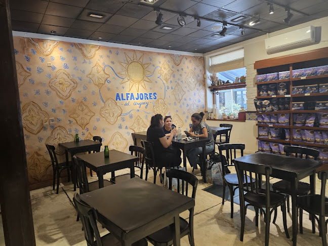 Pérez Castellano 1600, 11000 Montevideo, Departamento de Montevideo