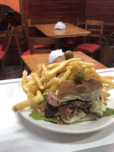 Pizzería Las Brasas - Canelones