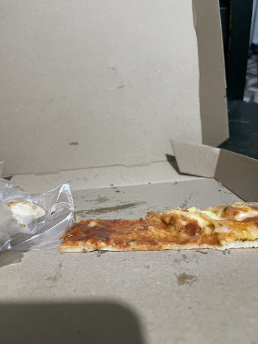 Opinii despre Pizzería La REDONDA în Montevideo - Gastronomía y hostelería