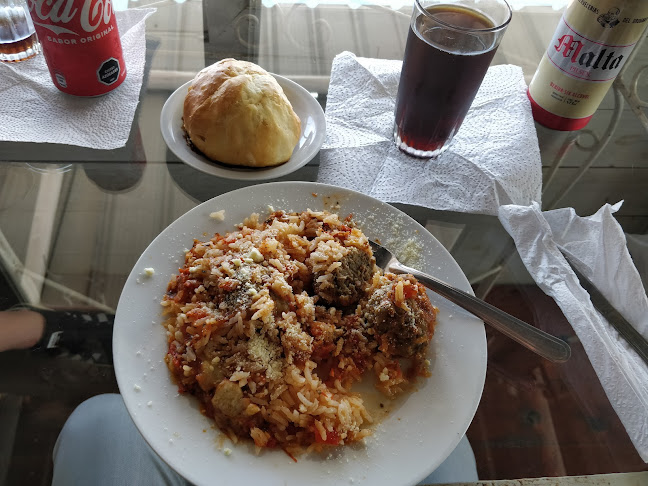 6H9Q+F6M Acceso Rond Point, 15400 Jaureguiberry, Departamento de Canelones