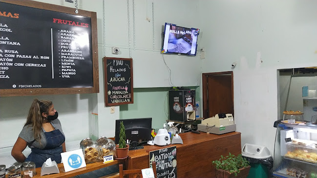 Opinii despre Heladería Caprichos în Canelones - Gastronomía y hostelería