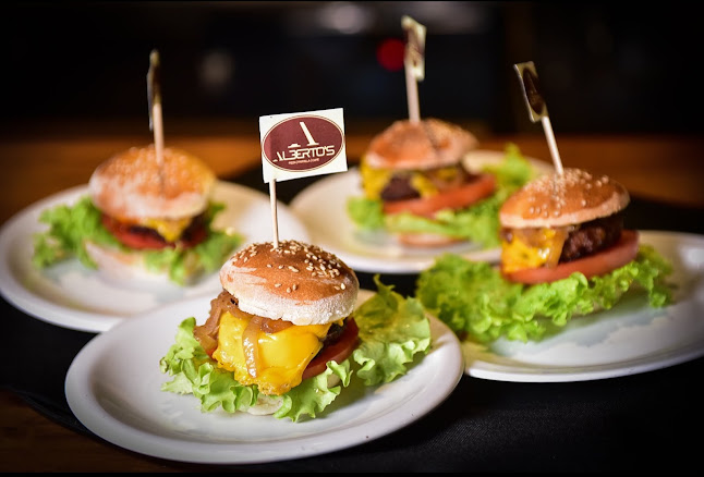 Opinii despre Alberto's în Montevideo - Gastronomía y hostelería