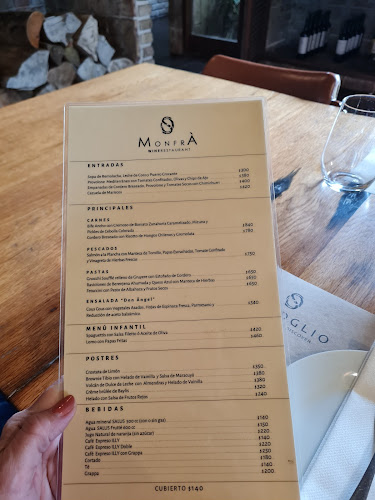 Opinii despre MonfrA winerestaurant în Montevideo - Gastronomía y hostelería