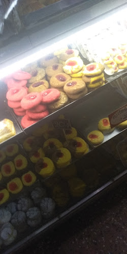 Panaderia Confiteria & Pizzeria San Cono - Montevideo