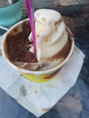 Heladería Artesanal y Cafetería Atlántida