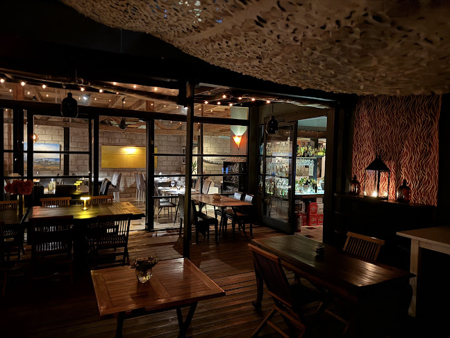 O'Farrell Kitchen - Manantiales