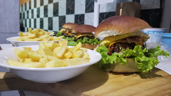 Pueblo Pirata - Gastronomía y hostelería