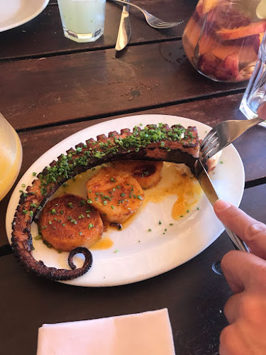 Parador La Huella - Gastronomía y hostelería