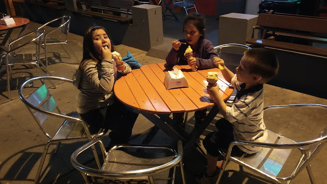 Opinii despre Helados Papito în Young - Gastronomía y hostelería