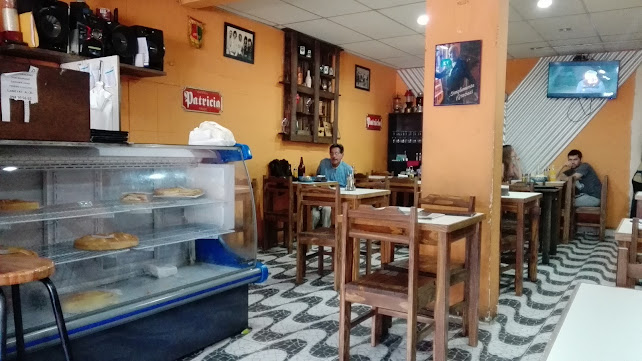 Artesanos Bar Restaurant - Montevideo