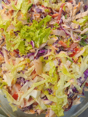 Comentarii opinii despre Rotiseria y panadería Algo más