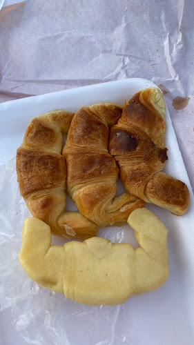 Medialunas Calentitas Solanas - Gastronomía y hostelería