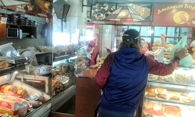 Opinii despre Panadería Amanecer tropical în Montevideo - Gastronomía y hostelería