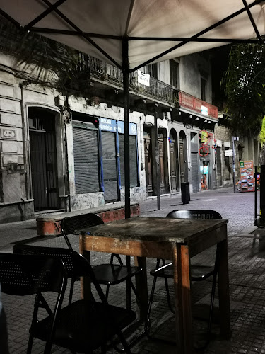 Calle Perez Castellano 1404, 11000 Montevideo, Departamento de Montevideo