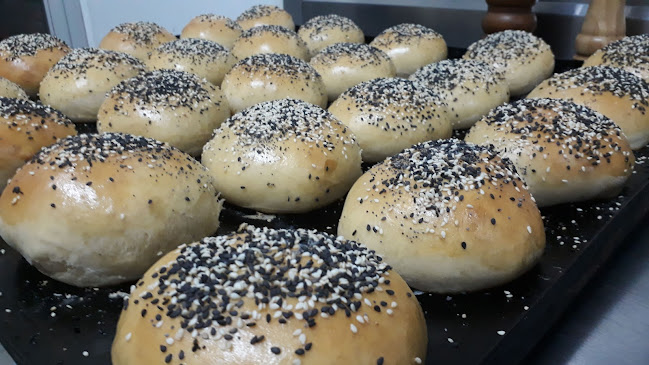 y 27, C. 24, Punta del Este, Departamento de Maldonado