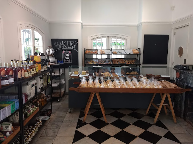 Comentarii opinii despre La Linda Panadería y Café