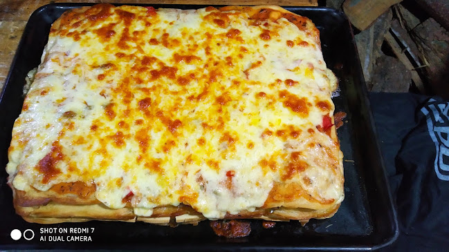 Comentarii opinii despre EL LOQUILLO PARRILLADA, CAFÉ, BAR, HELADOS Y ENTRETENIMIENTOS