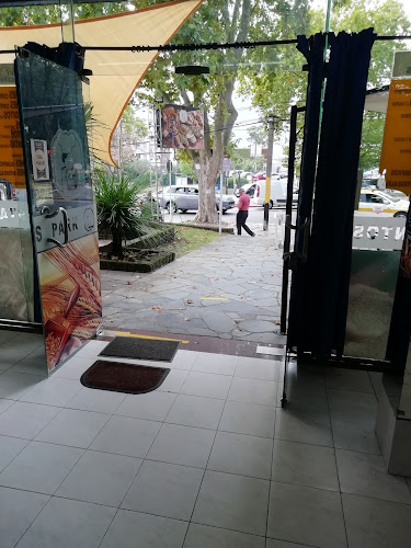 Av. Luis Alberto de Herrera 4459, 12900 Montevideo, Departamento de Montevideo