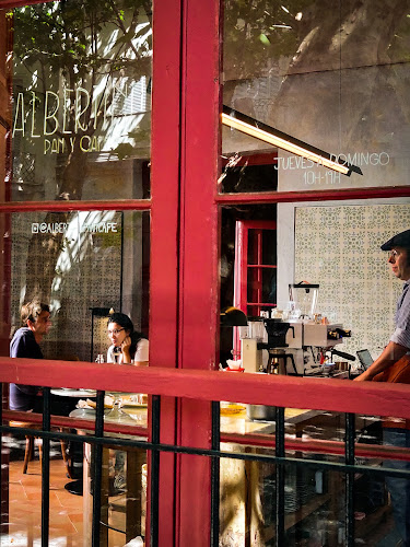 Comentarii opinii despre Albertine