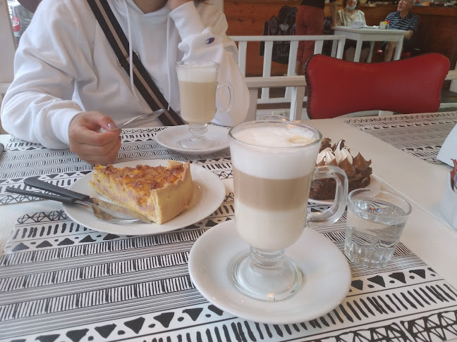 Av. Francisco Salazar, 20100 Punta del Este, Departamento de Maldonado