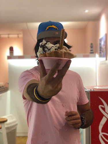 Opinii despre Le Petit Glacier în Punta del Este - Gastronomía y hostelería