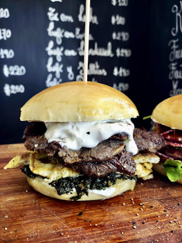 Aurora Food&Fashion Bistró - Gastronomía y hostelería