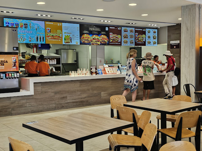 23Q4+7RG, Av. Juan Gorlero, 20100 Punta del Este, Departamento de Maldonado