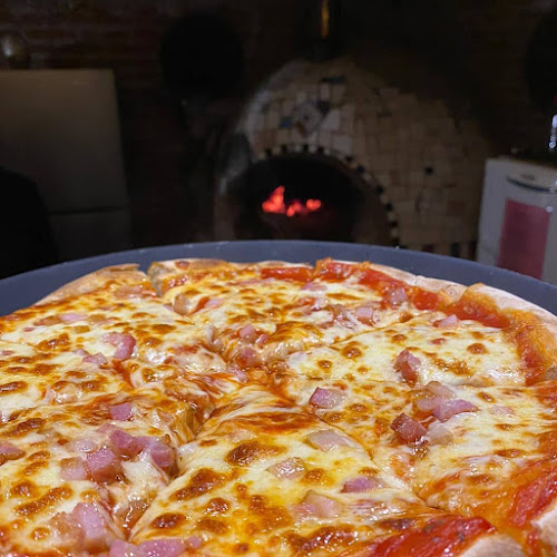 Opinii despre Súarez Arte y Pizzas în El Tesoro - Gastronomía y hostelería