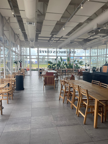 Starbucks - Gastronomía y hostelería