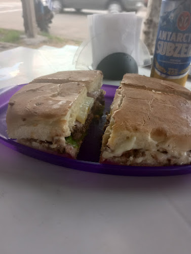 Opinii despre Trailer Galgo în Artigas - Gastronomía y hostelería