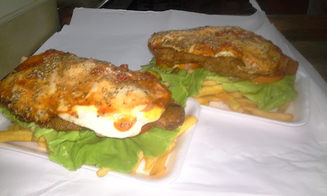 Opinii despre Chivitería 2 Hermanos în Villa María - Gastronomía y hostelería