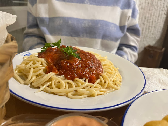 Opinii despre El Mesón del Plaza în Chuy - Gastronomía y hostelería