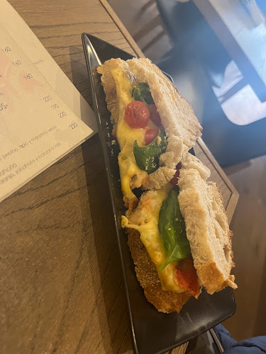 Comentarii opinii despre La Latina Café