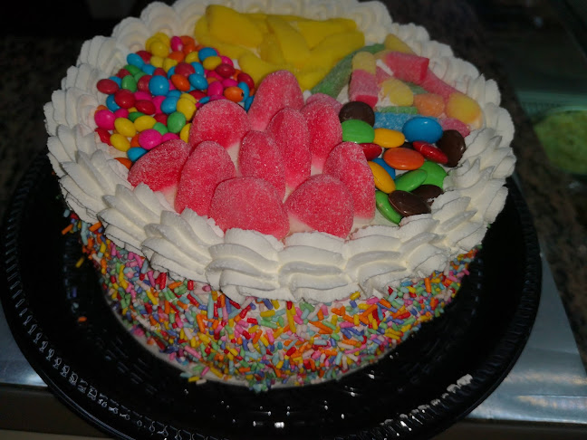 Panadería y Confitería La Mascota - Gastronomía y hostelería