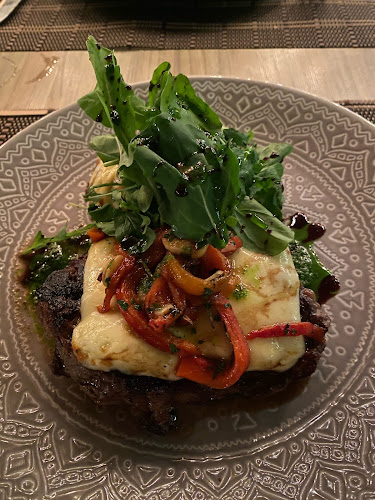 Comentarii opinii despre Las Pavas Restaurante & Bakery