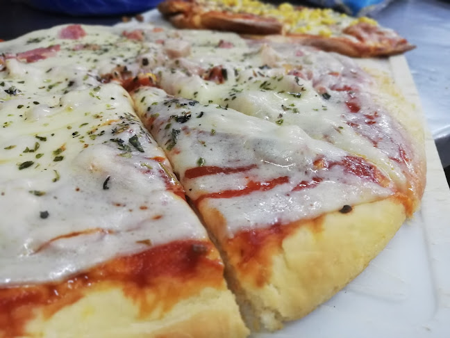 Comentarii opinii despre Polleria y Rotisería KIKIRIKI