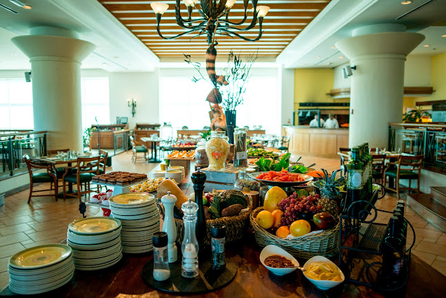 Las Brisas Restaurant