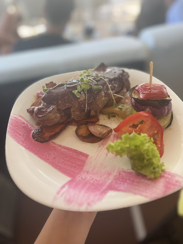 Ferrán - Confitería & Panadería en Punta del Este - Gastronomía y hostelería