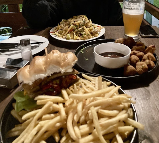 Parador Makarska - Gastronomía y hostelería