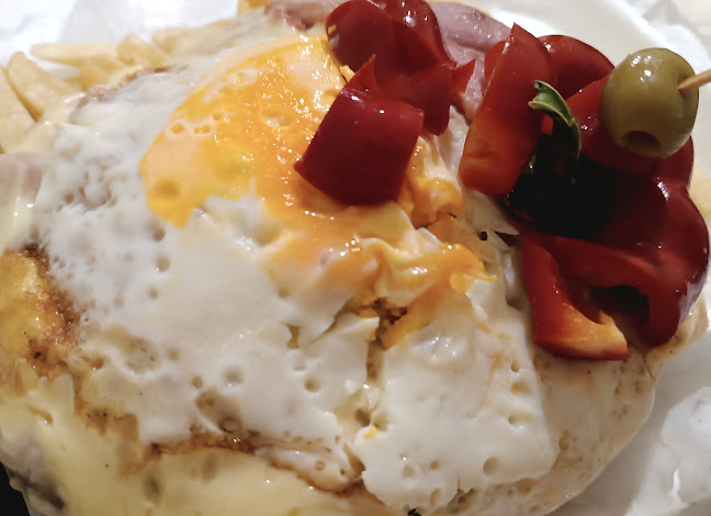 Toronto Pizzería y Chivitería