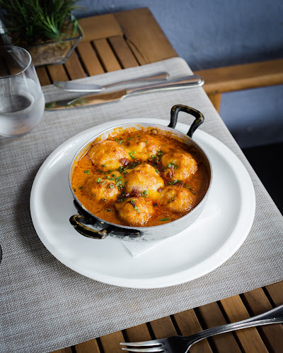 Francis Restaurant - Gastronomía y hostelería