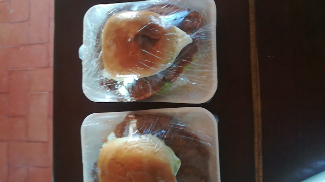 Opinii despre Comidas Al Paso Camio De Los Argentinos în Mercedes - Gastronomía y hostelería