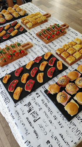 Opinii despre Leñas Catering de pizzas în Nueva Palmira - Gastronomía y hostelería