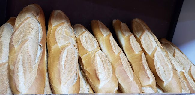 Panaderia y Confiteria Thaay's - Gastronomía y hostelería