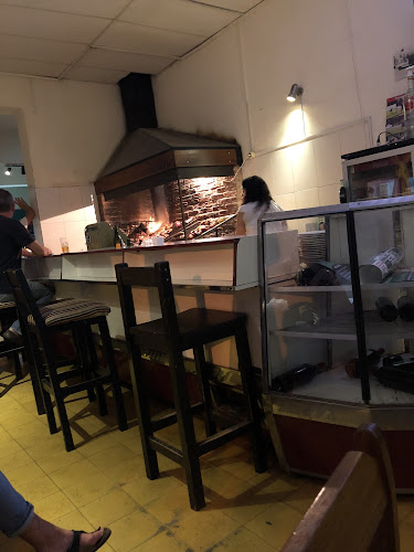 El Gaucho Parrilla - Pizzería - Pollería