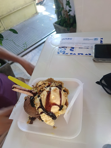 Heladería Arco Iris - Col. del Sacramento