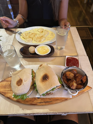 Ola La Resto - Punta del Este