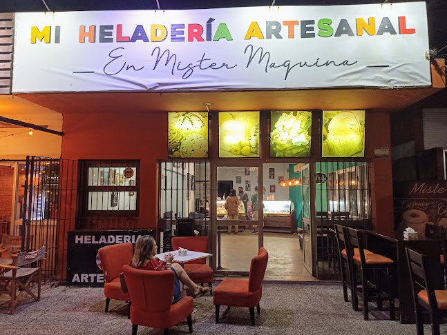 Heladería Cafeteria Artesanal (Mister Máquina)