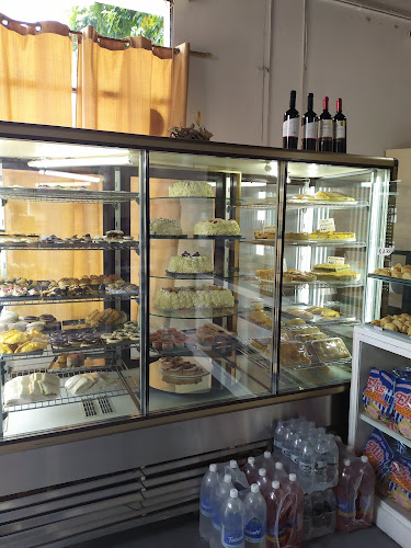 Opinii despre Panadería Ellis în Melo - Gastronomía y hostelería